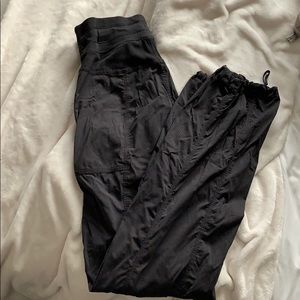 Lululemon studio pant
